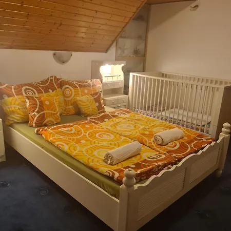 Berni Quarto em Acomodações Particulares *